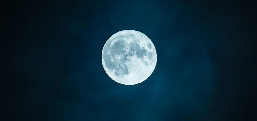 Les joies de la pleine lune